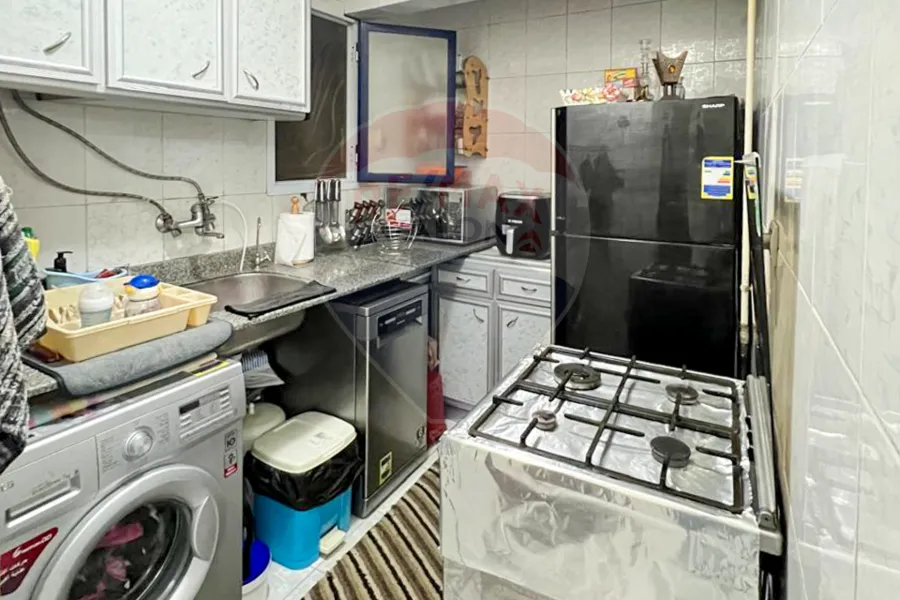 شقة للبيع 135 م سيدي بشر (ش جلال حماد)