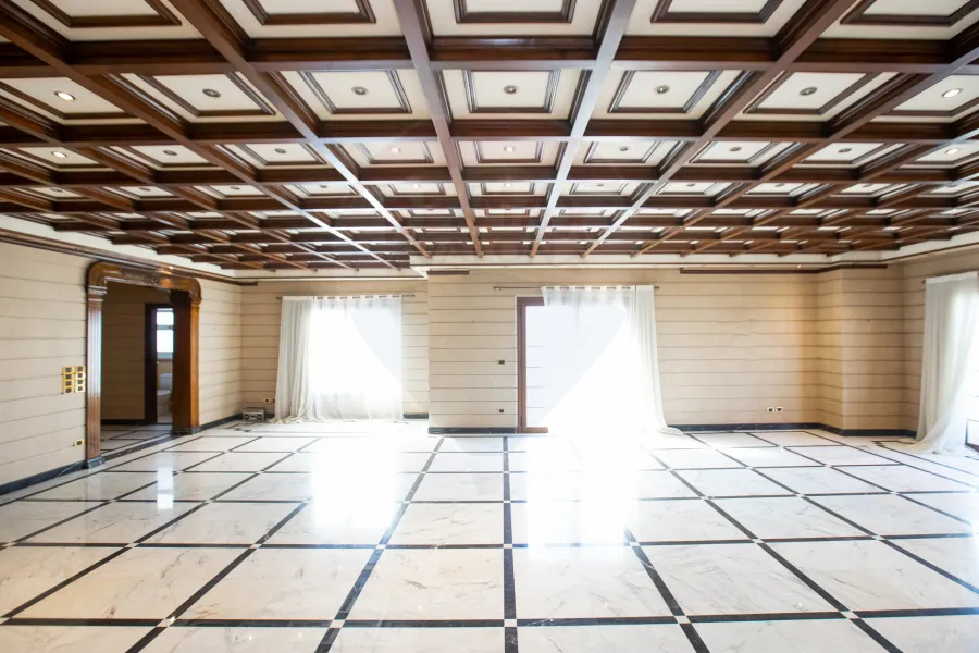 Apartment for rent 385 m Latin District (Al-Sultan Hussein St.)