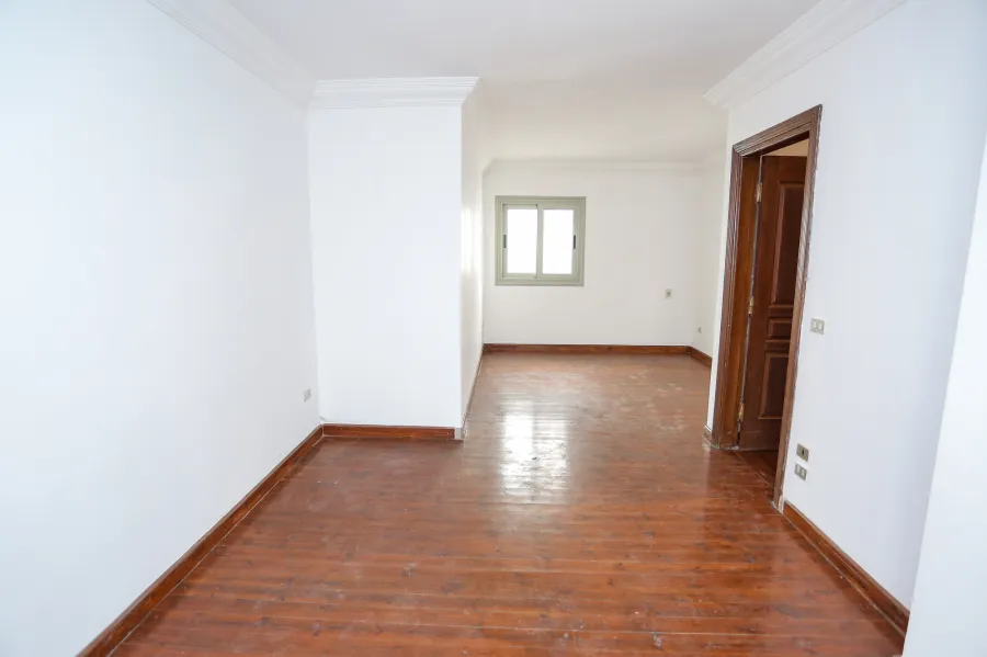 شقة للإيجار 145م سموحة (فيروزة سموحة)