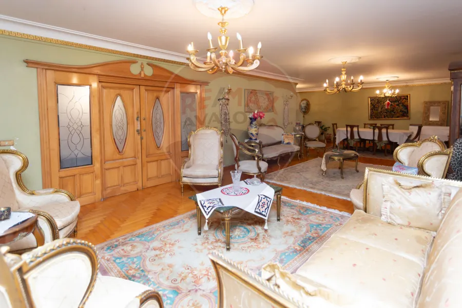 شقه للبيع 385 م لوران (ش ابراهيم نصير)