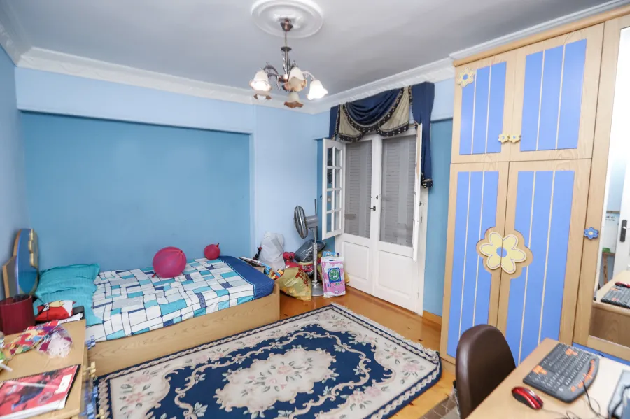 شقة للبيع 225م سابا باشا (ش مصطفى أبو هيف)