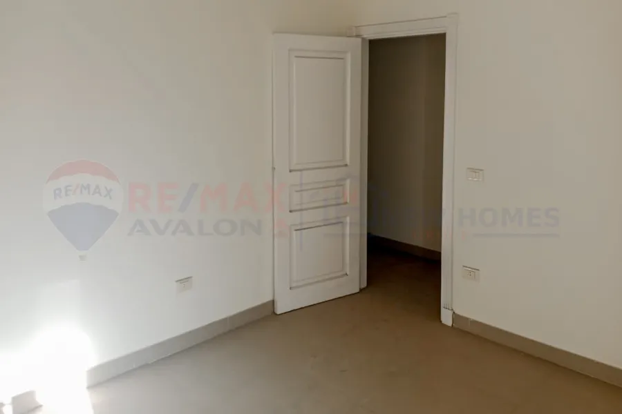 Apartment for rent 157 m Louran (Al-Eqbal main St.)