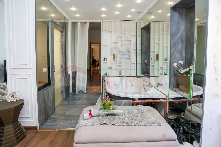 Apartment for Sale 320 m Stanly (Next to Evangelical Church)