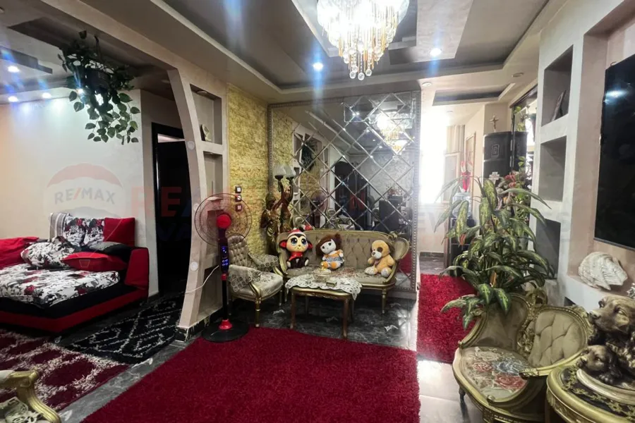 شقة للبيع 100 م  ستانلي (بالقرب من البحر)