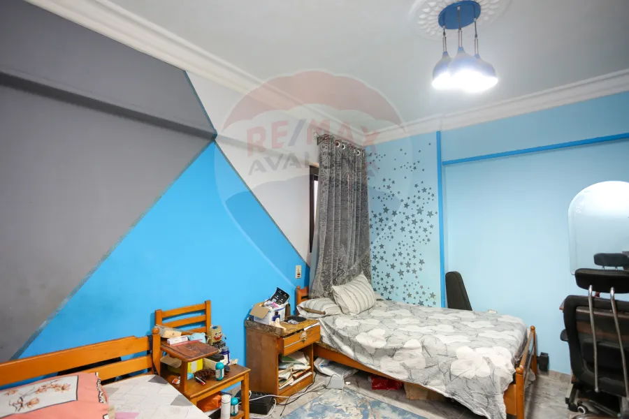 شقة للبيع 150 م سيدي بشر الترام ( خطوات من خالد بن الوليد)