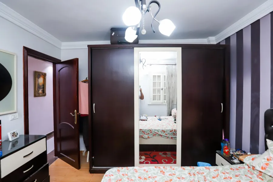 شقة للبيع 160م محرم بيك