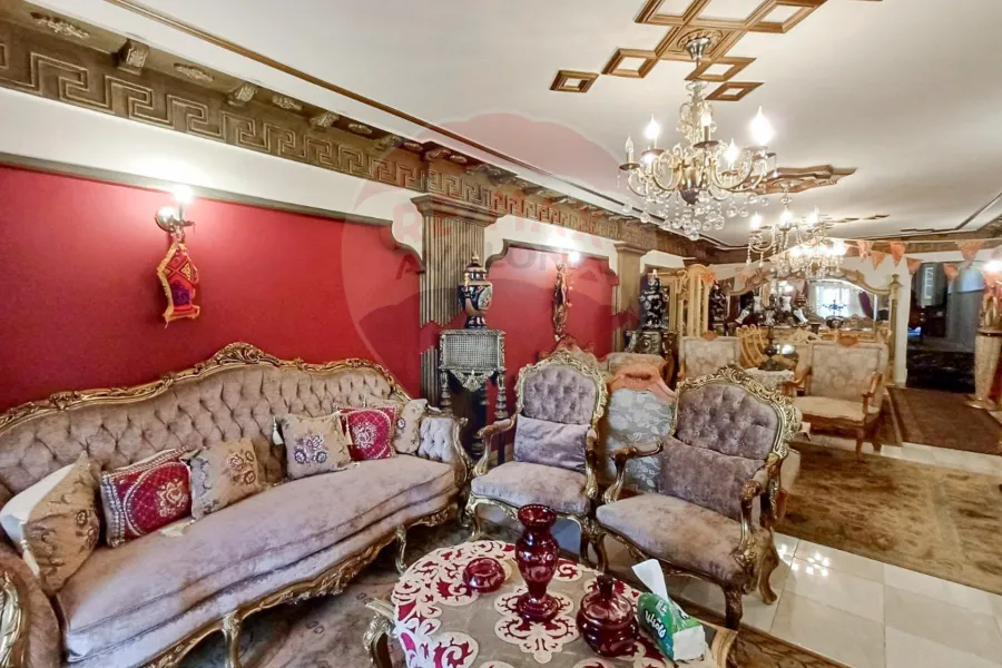 شقة للبيع 186 م بحري (فيو بحر مباشرة)