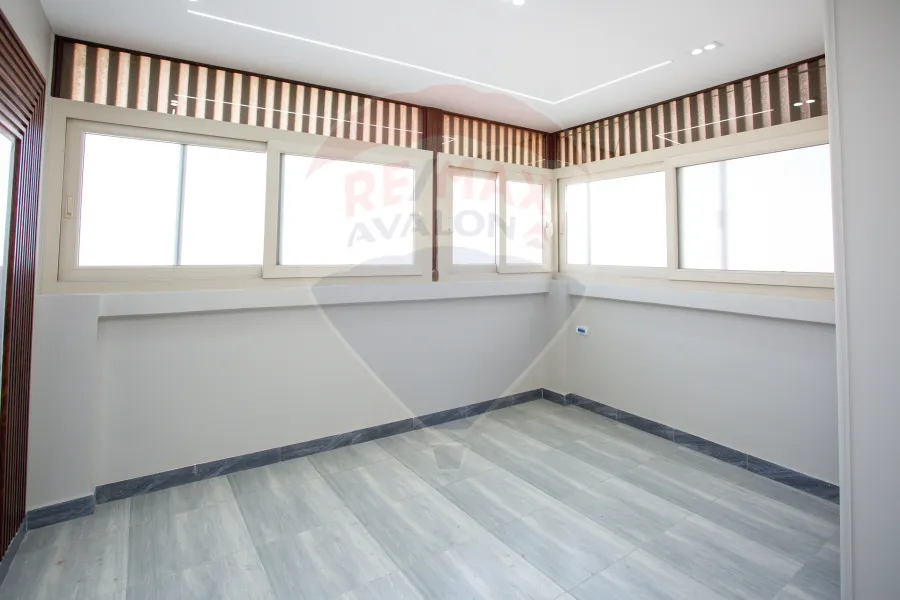 Duplex apartment for sale 255 m Smouha (next to Al-Nasr Club - near Pharos University)