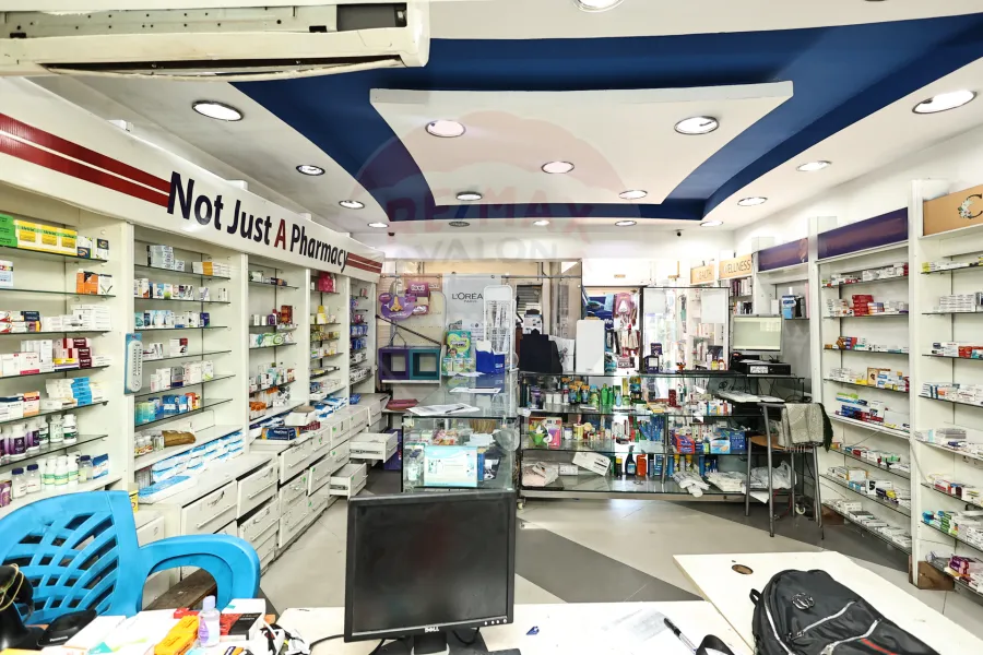 Pharmacy for sale 60 m Smouha (Tout Ankh Amoun st.)