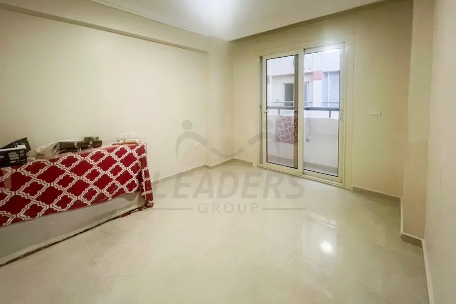 شقة للبيع 120 م محرم بك (كومباوند سما ريزيدنس)