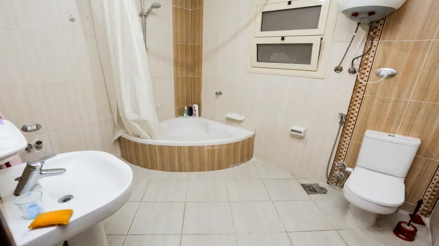 شقة للايجار مفروش 237م  جليم