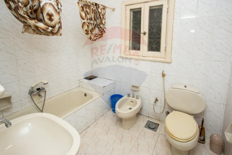 Apartment for sale 210 m Roushdy (Abu Qer St)