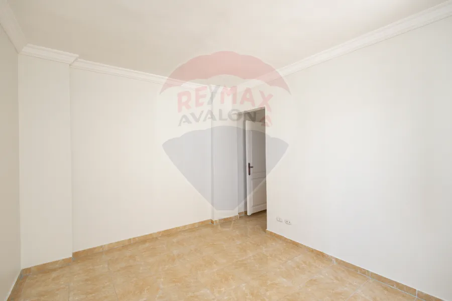 Apartment for sale 150 m Sidi Gaber (Branched from Al Mosher st.)