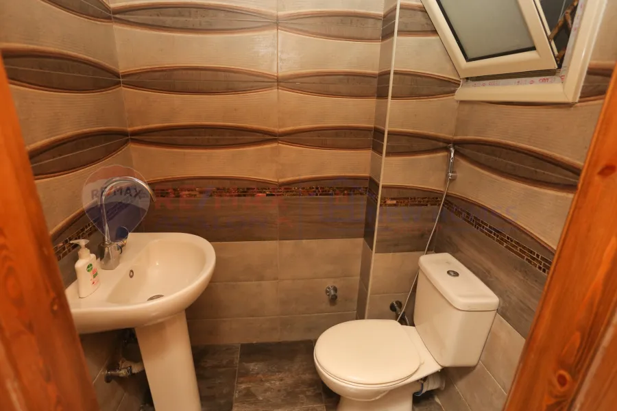 Apartment for sale 332 m Camp Chezar (directly on the sea - brand building)