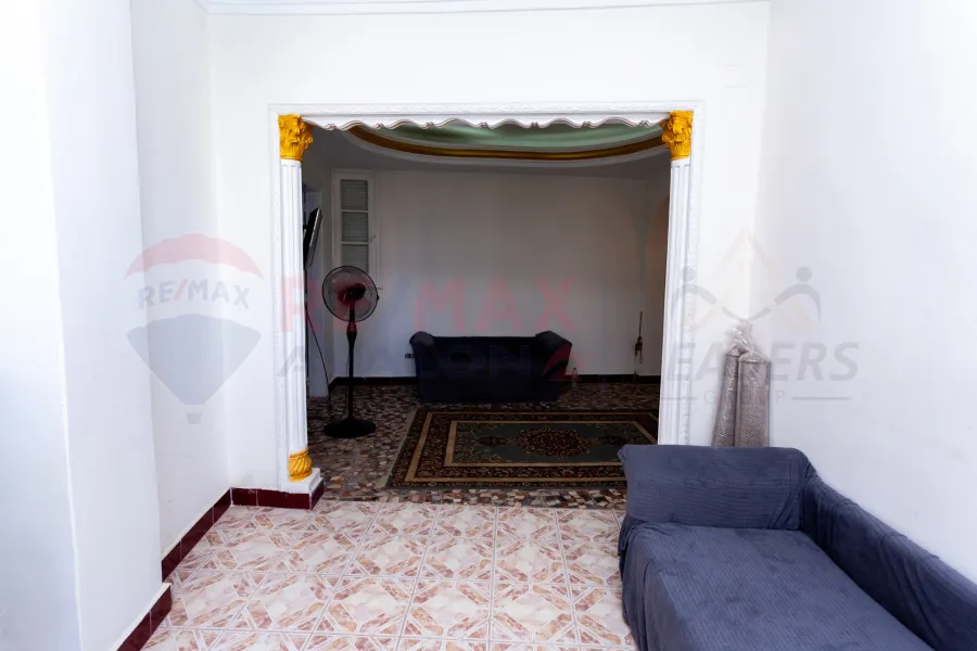 Licensed apartment for sale 120 m Cleopatra (directly on the sea)