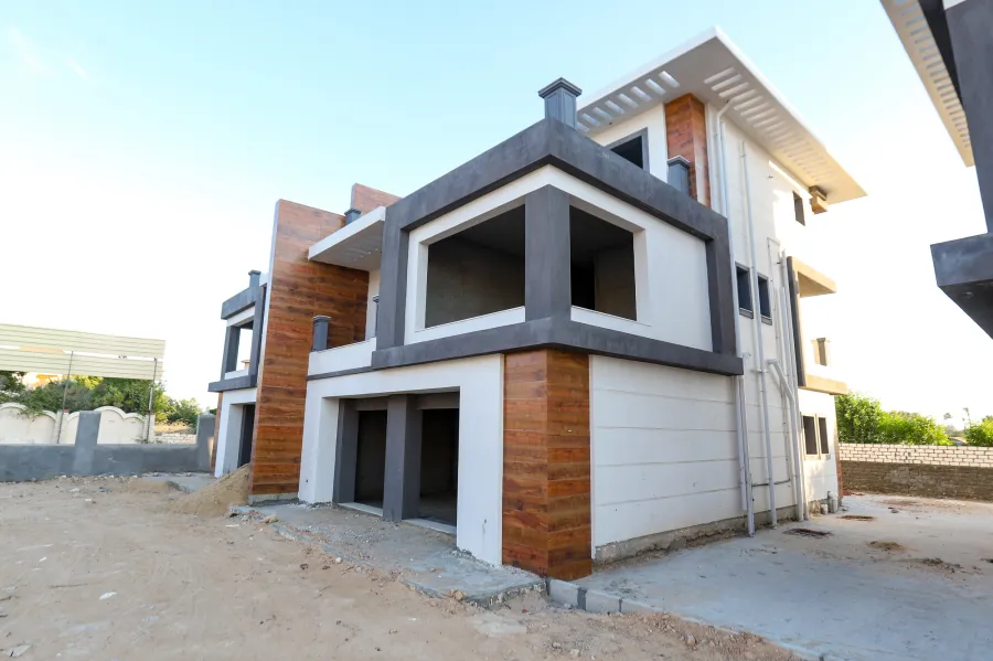 Twin house villa for sale 315 m King Mariout