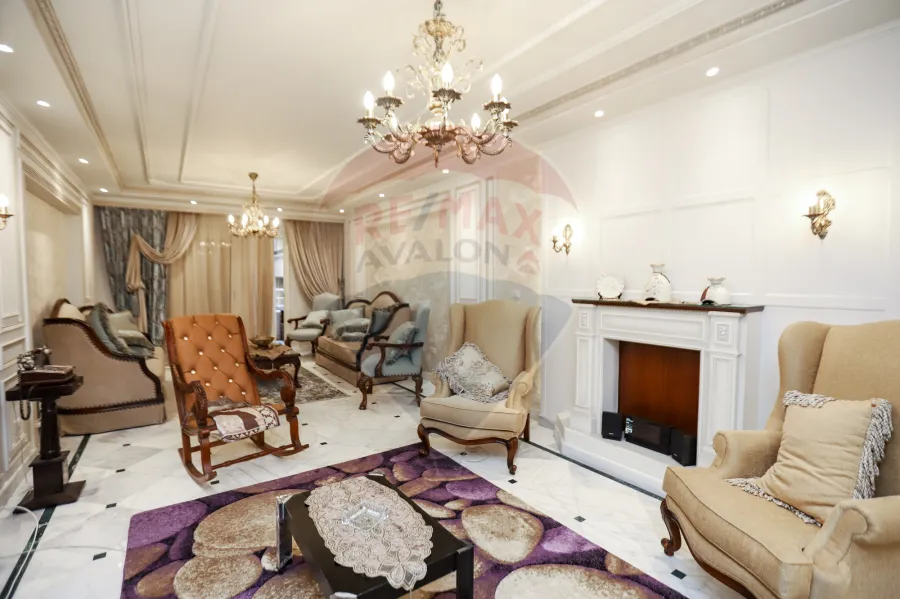 شقة مفروش للإيجار 245 م كفر عبده (ش سانت جيني)