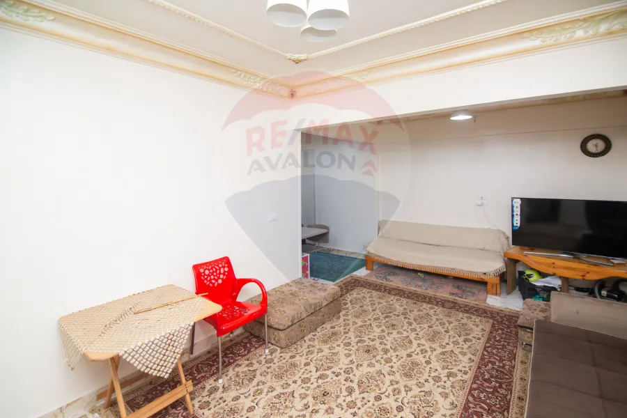 شقة للبيع 120 م  المندرة  (ش جمال عبدالناصر الرئيسي)