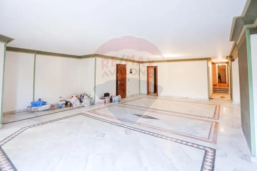 مقر اداري للايجار 255 م سموحه ( شارع كمال الدين صلاح )