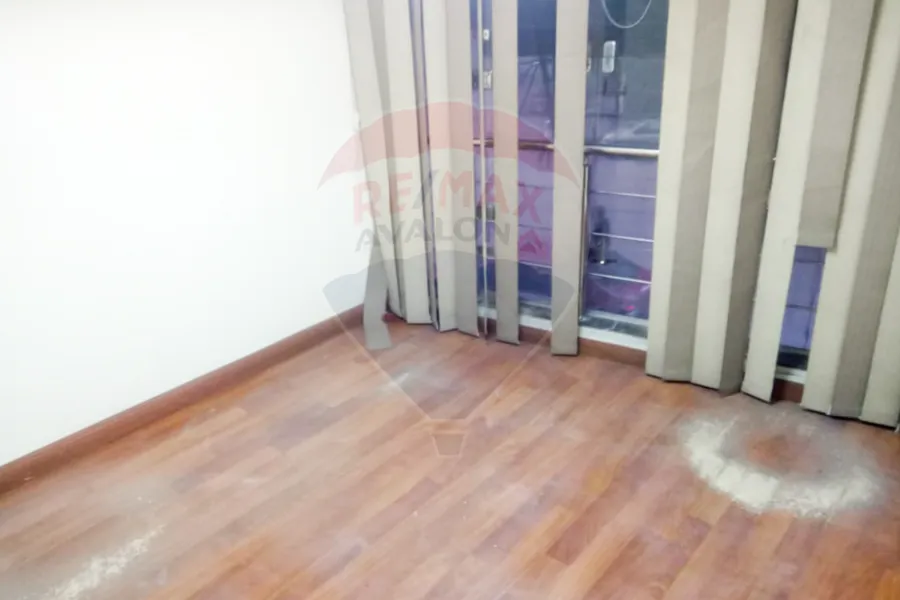 Administrative unit For Rent 140 m Sidi Bishr (Gamal Abdel Nasser St.)