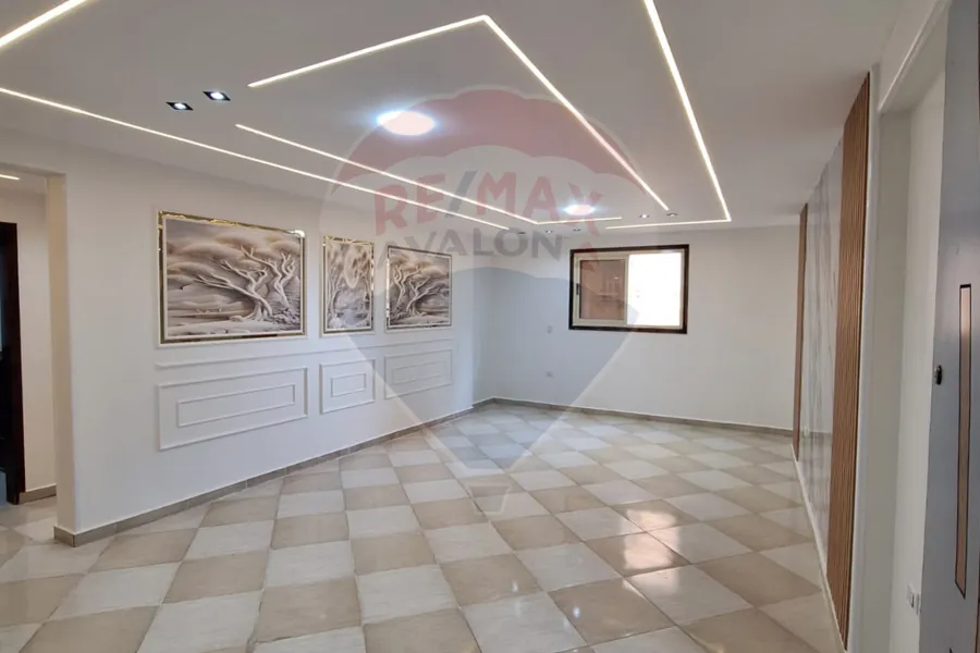 شقه للبيع  145 م ميامى (بين البحر وخالد ابن الوليد)