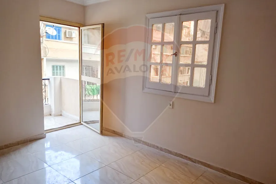 Apartment for rent 150 m Zezenia (Abo Qir St.)