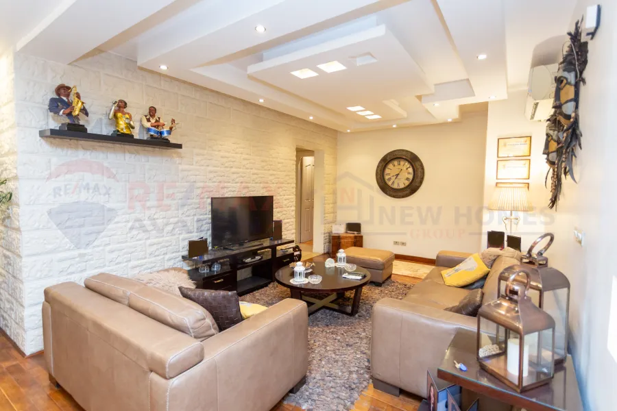 Apartment for sale 206 m Smouha (steps from Fawzy Moaaz St - brand building)