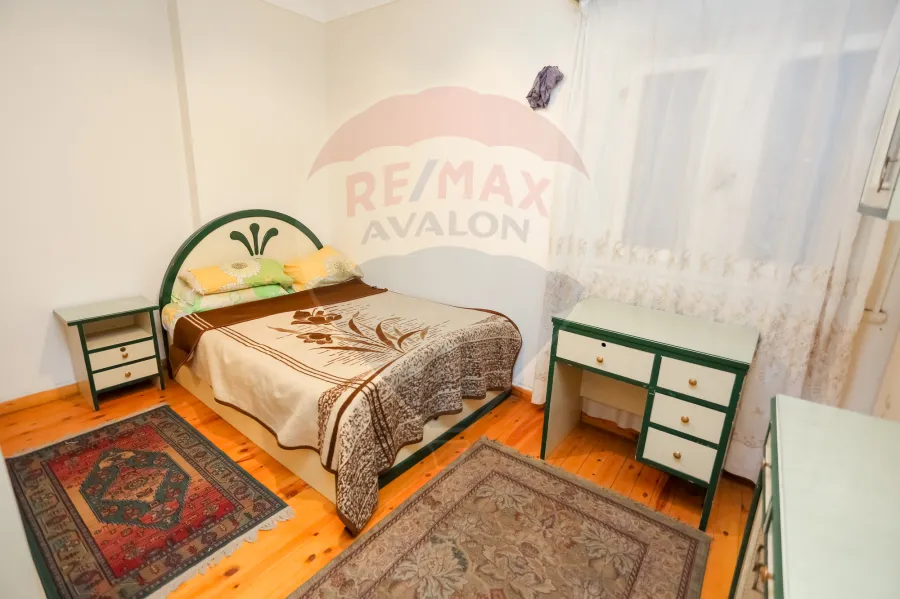 شقة للبيع 205 م لوران (خطوات من البحر)