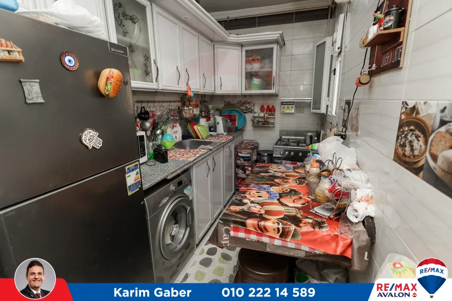 شقة للبيع 100م سموحة (خطوات من مول زهران)