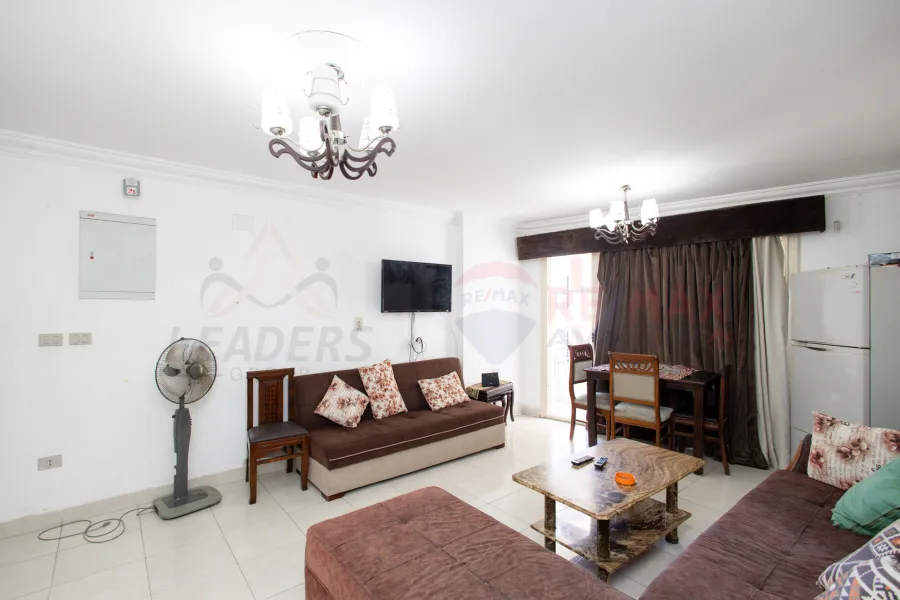 Apartment for sale 130 m Maamoura Beach (steps from the sea)