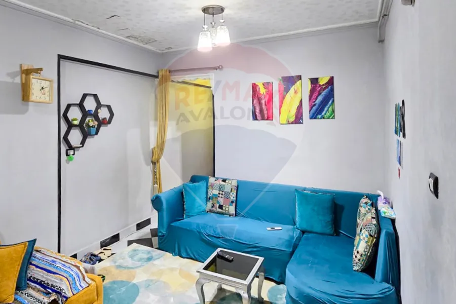 شقة للبيع 90 فلمنج (بجوار مستشفى المبرة)