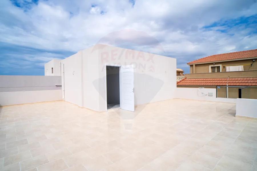 Villa for Sale 300 m King Maryot (Green Oasis Compound)