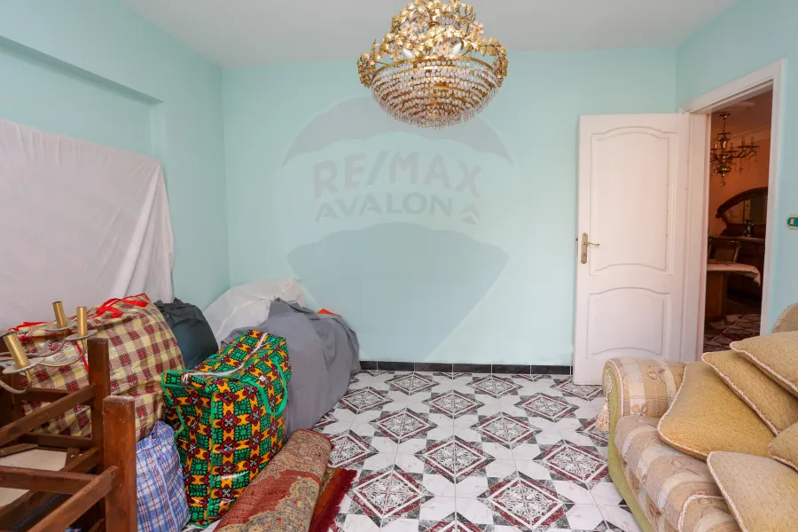 شقه للإيجار 125م ونجت متفرع من مصطفى كامل