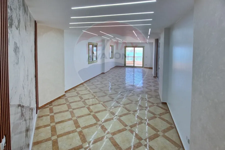 شقة للبيع 210 م ميامي  (علي البحر)