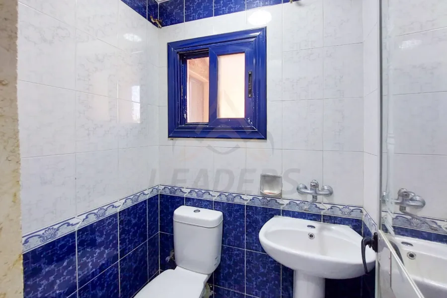 شقة للايجار المفروش 140 م كليوباترا (خطوات من البحر)