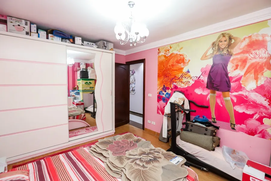 شقة للبيع 160م محرم بيك