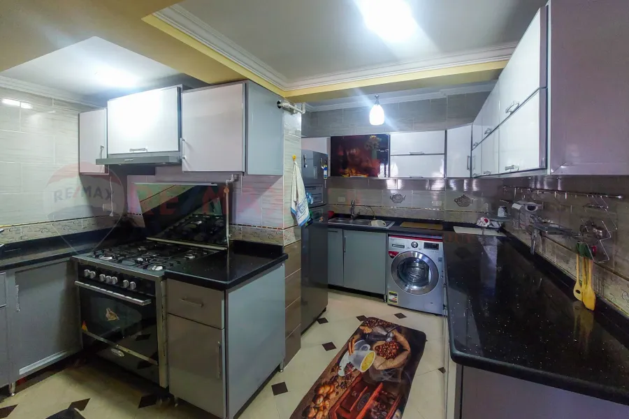 شقة للايجار قانون جديد 283 م سموحة الجديدة (كومباوند سموحة انترانس - بجوار نادي الإتحاد)