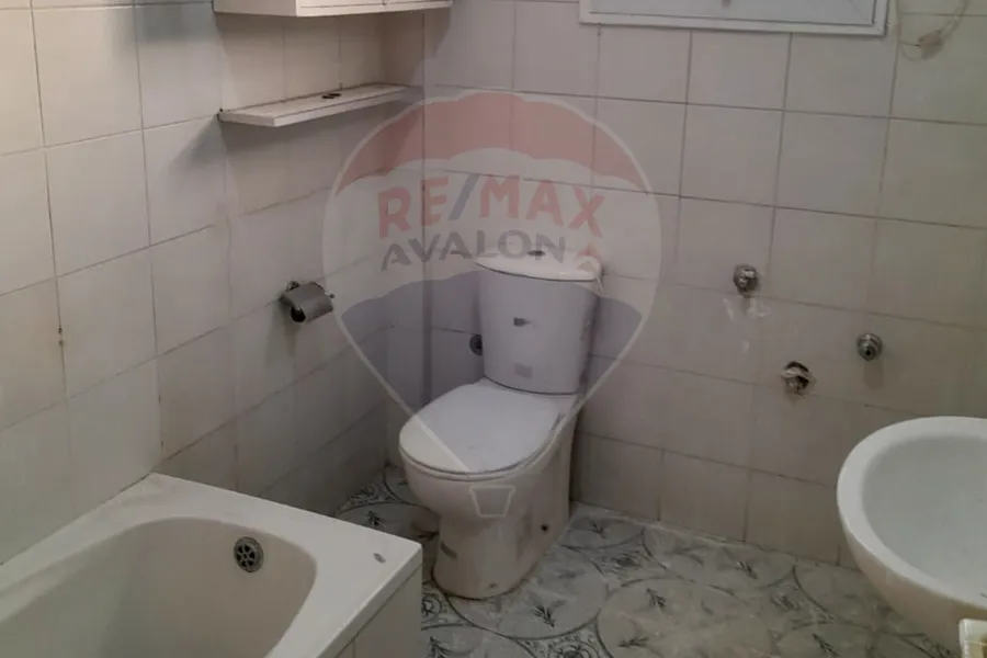 شقة للايجار 120 م مصطفي كامل (عمارات الضباط)