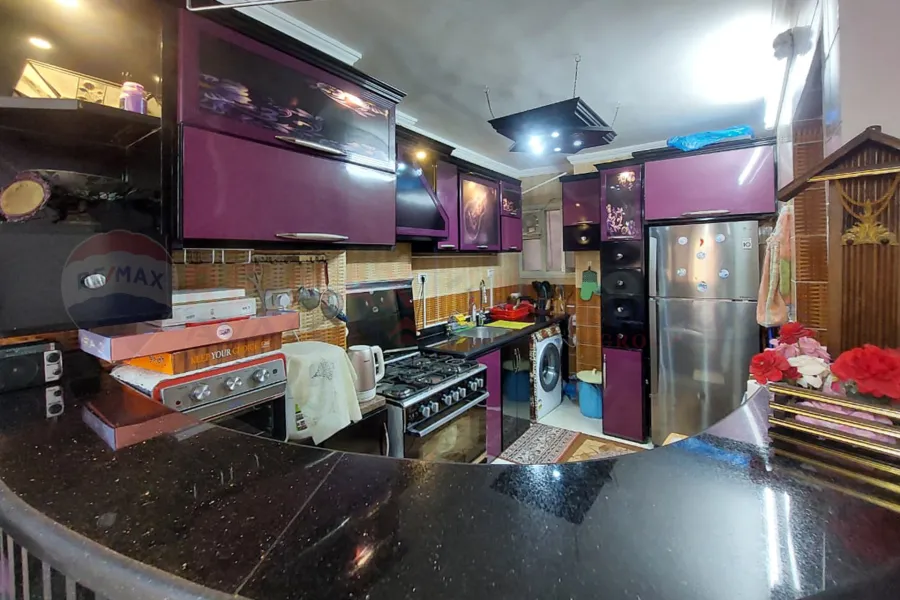 شقة للبيع 165 م الابراهيمية (متفرع من ش جواد حسني)