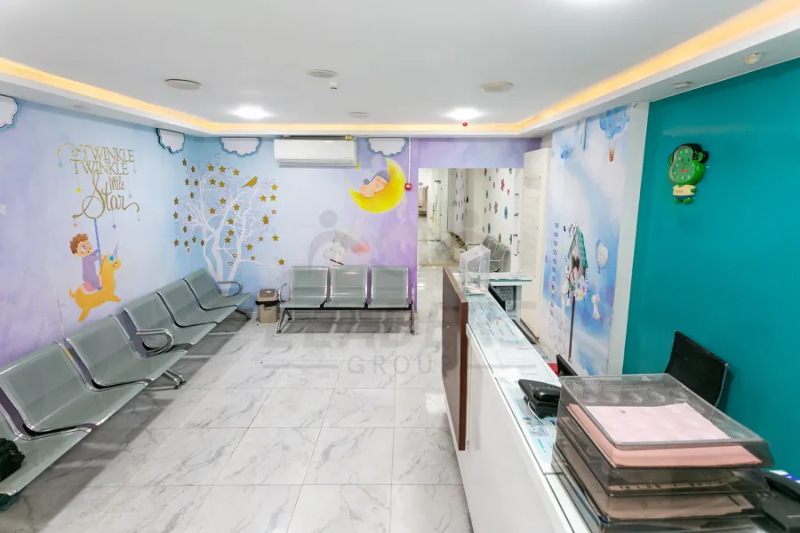 مستشفي للأطفال للايجار 217 م سبورتنج (ش بور سعيد)