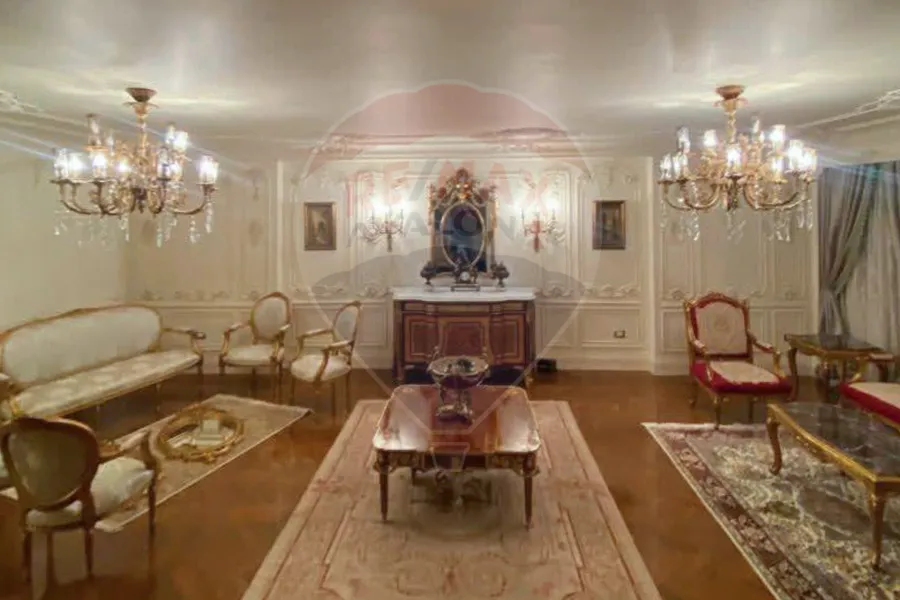 شقة للبيع 365 م سموحة (ش فوزي معاذ  - برج براند)