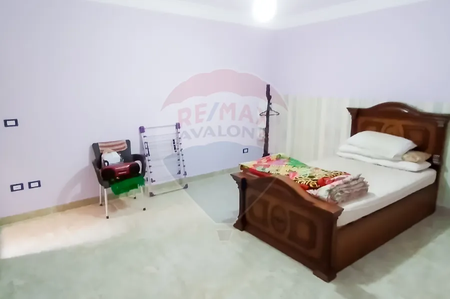 شقة للإيجار 125 م سموحة (كومباوند حدائق السرايا)