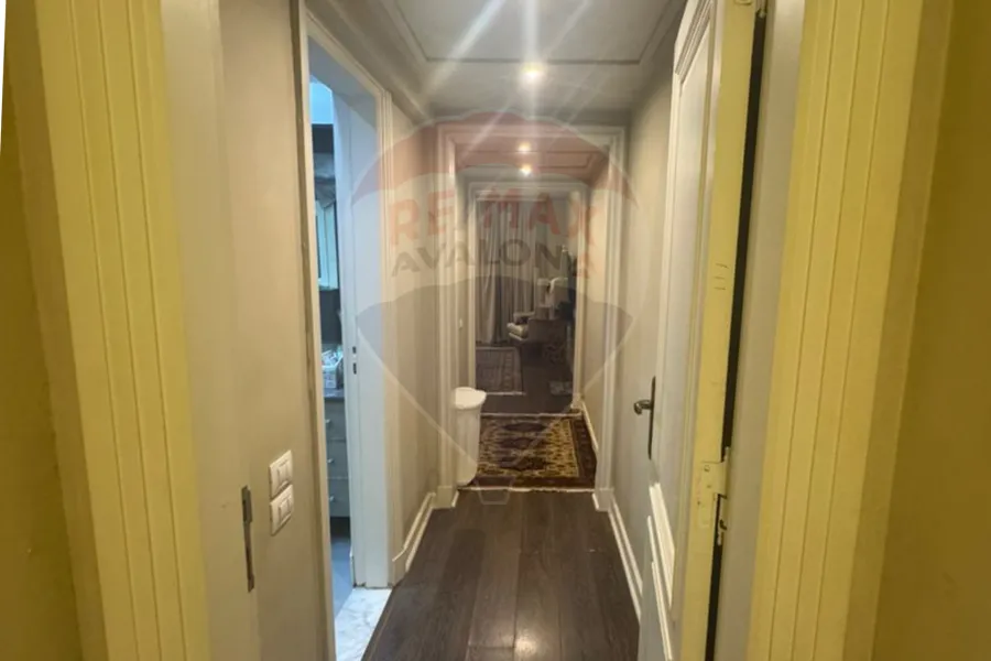 شقة للبيع 290 م سموحة (ابراج سيف - عمارة براند)