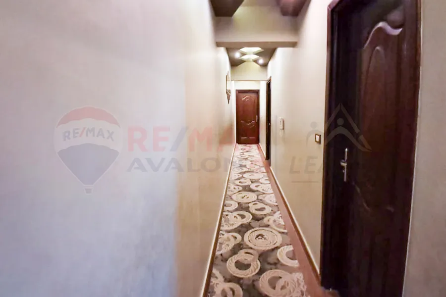Apartment for sale 134 m Smouha (Royal Plaza)