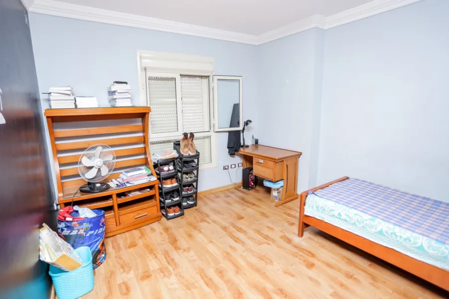 شقة للإيجار228م وابور المياه ( ش جلال الدسوقي)