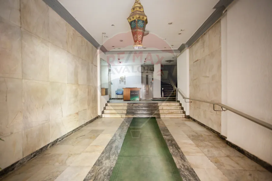 Apartment for sale 210 m Roushdy (Abu Qer St)