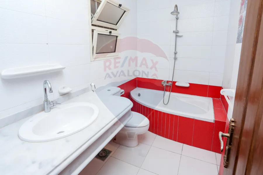 Apartment for sale 280m Tharwat (Abdel Hamid Tharwat St.)