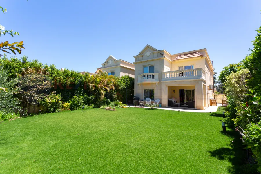 Villa for sale 500 m King Mariout (King Heights compound)