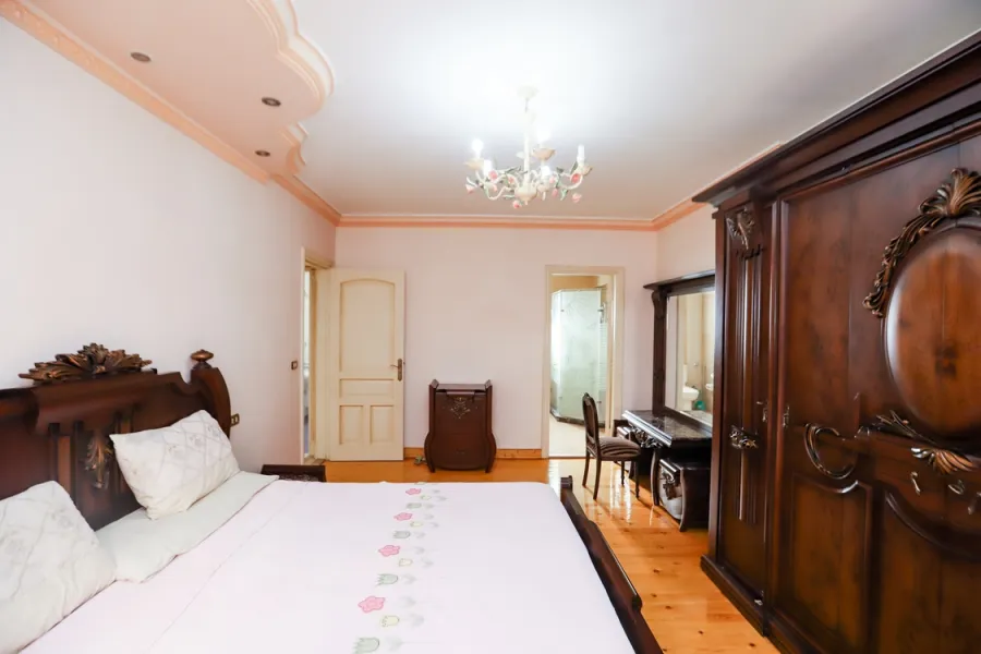 Apartment for sale 220m Louran (Kiroseiz compound-branched from Sharawy St.)