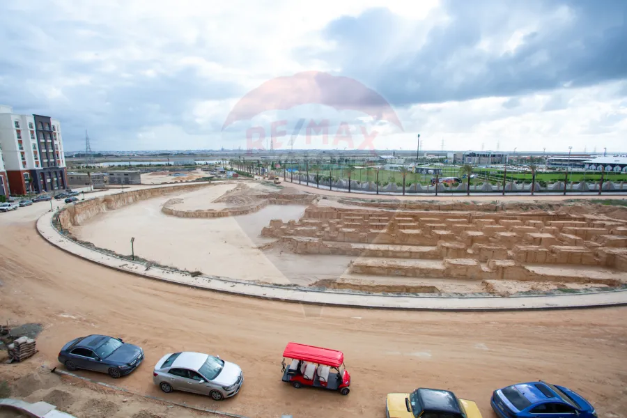 apartment for sale 280 m King Mariout (Compound Alex West)